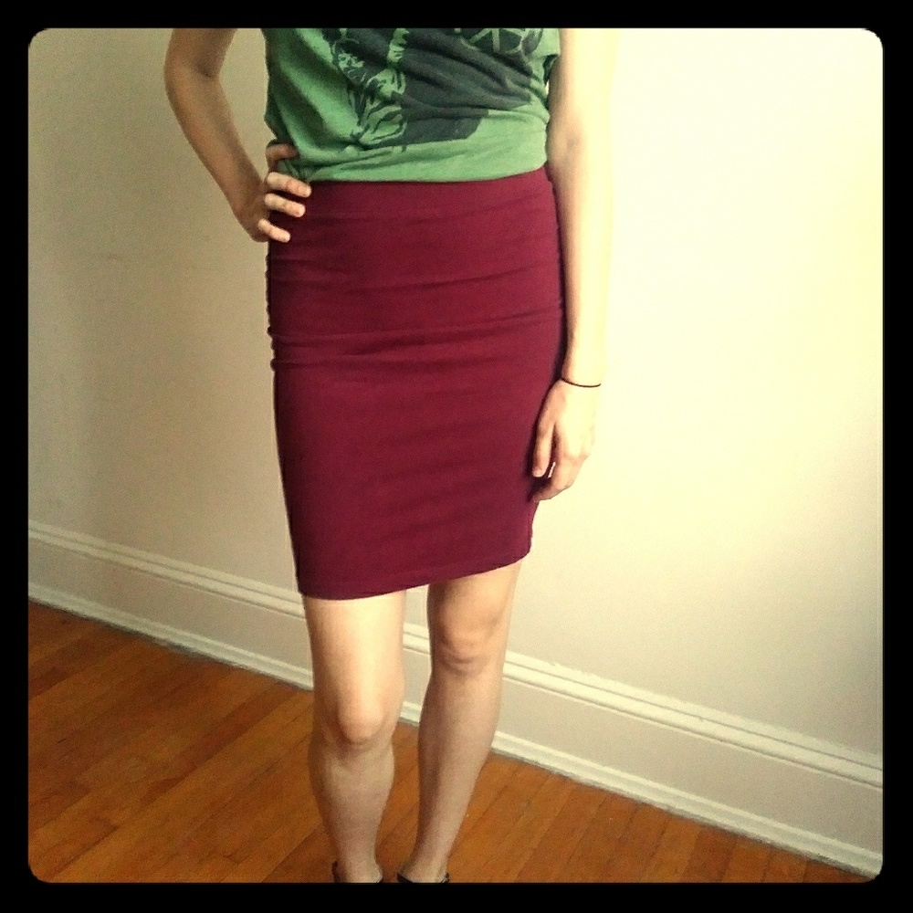 Stretch Maroon Pencil Skirt